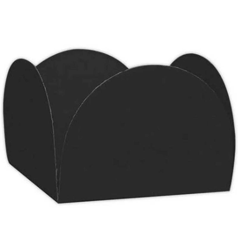 Forminha-para-Doces-Preto-4-Petalas-c-50---NC-Toys
