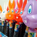 Balas-Chocolate-Coelho-Sortido-28g-Un---Candy-Toy